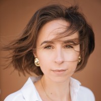 Анастасия Мандич — автор